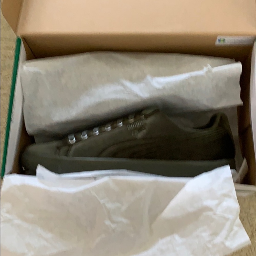 Puma Clyde Velour Ice sneakers - new in box